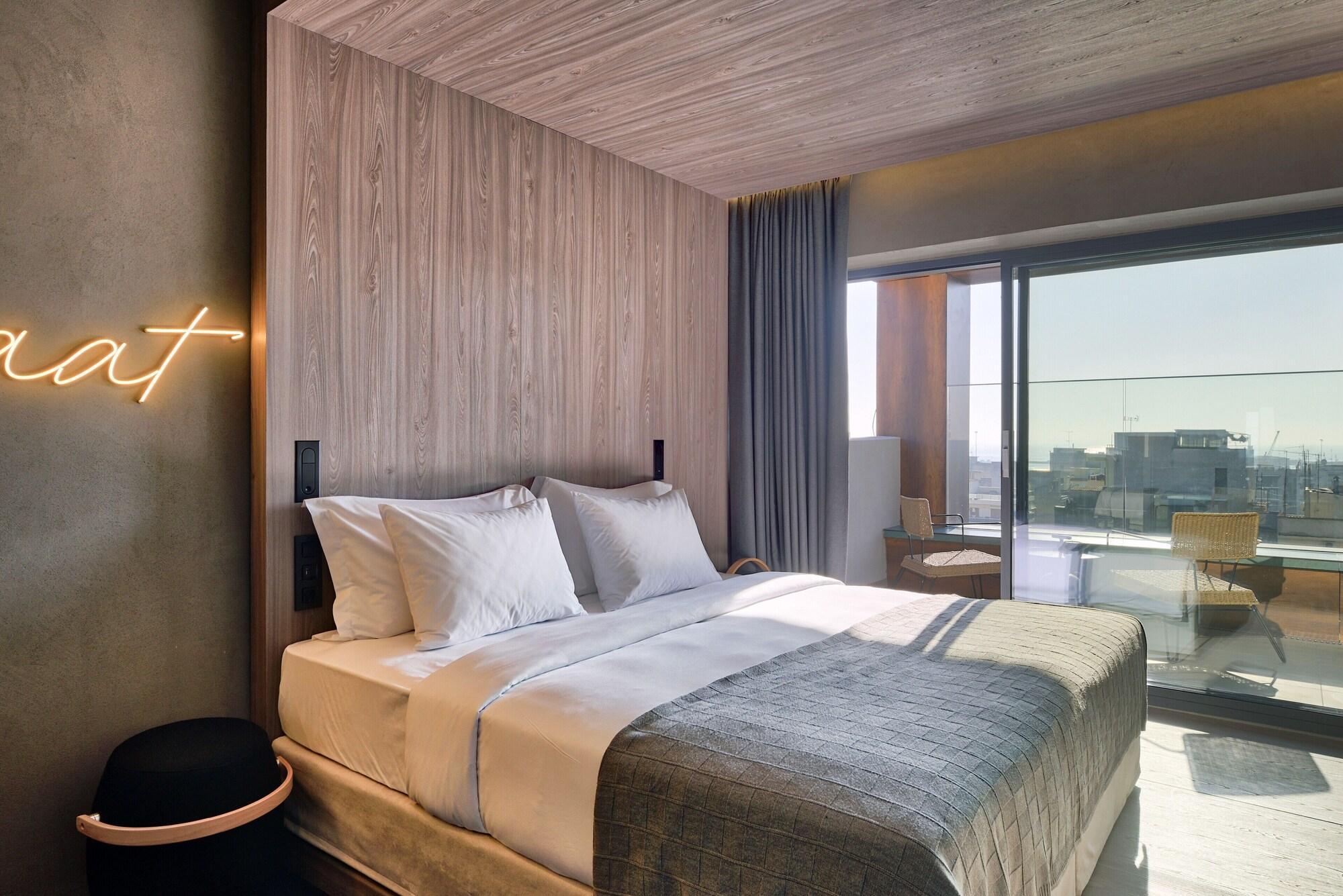 Onoma Hotel Thessaloniki Exterior photo Deluxe Room